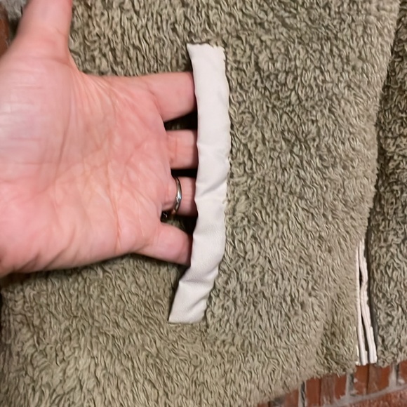 Patagonia women’s Los Gatos Vest Size Small - Picture 4 of 9